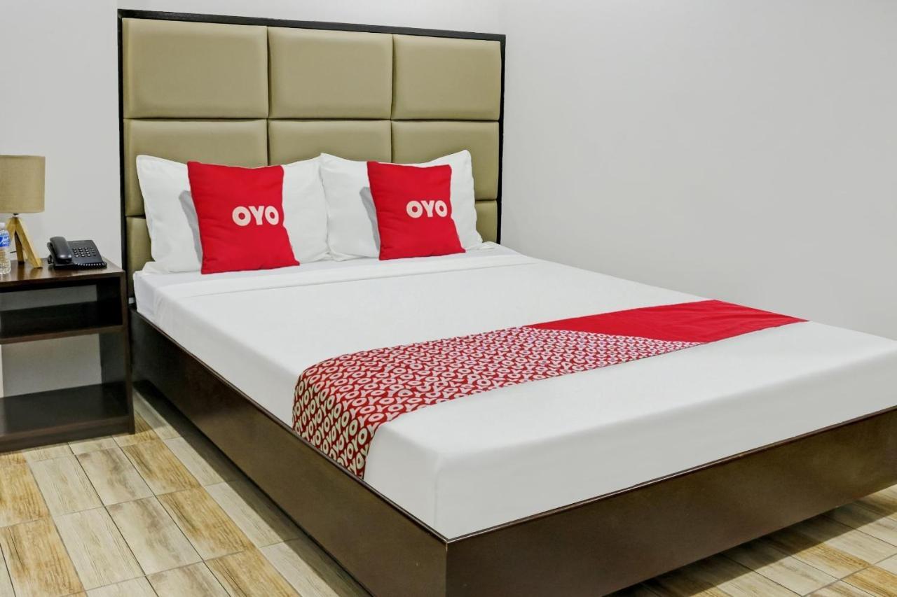 Oyo 869 Jnv Dream Hotel Subic Εξωτερικό φωτογραφία