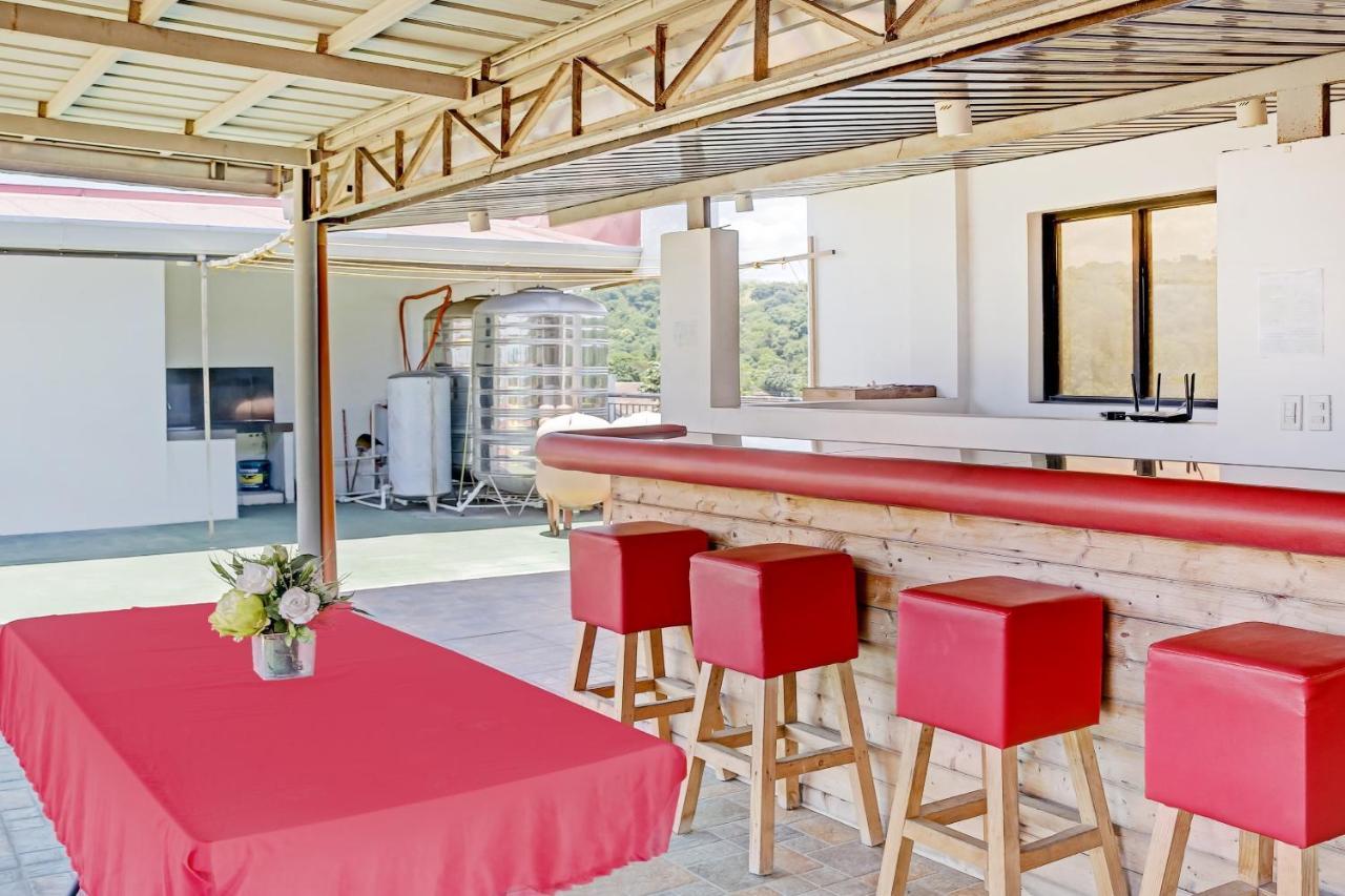 Oyo 869 Jnv Dream Hotel Subic Εξωτερικό φωτογραφία