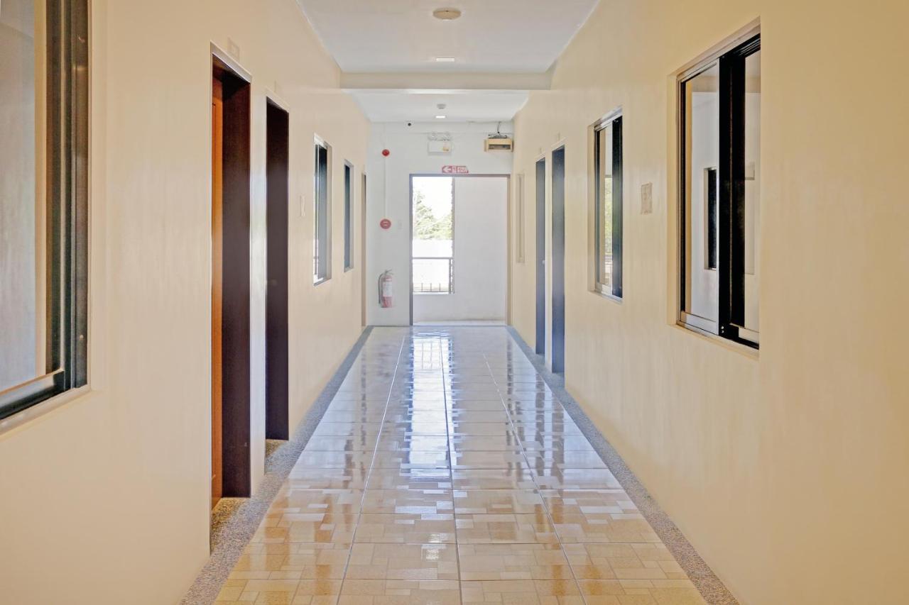Oyo 869 Jnv Dream Hotel Subic Εξωτερικό φωτογραφία